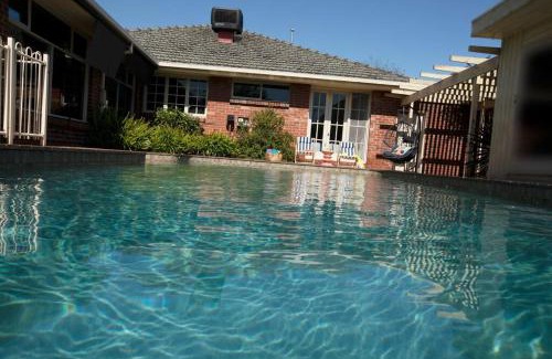 Hampton Casa | Hampton Spacious House & Pool
