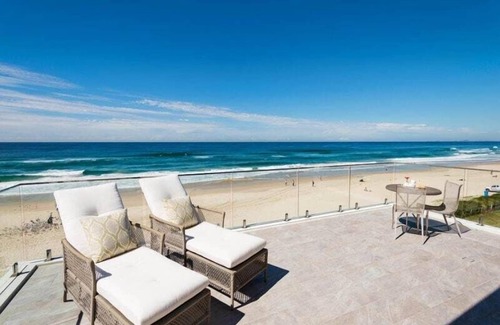 Main Beach Casa | Hamptons Beachfront House