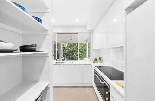 Burleigh Heads Casa | Hamptons By Khove Sum