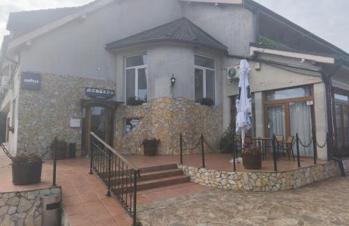 Jibert Hotel | Han Madaras