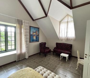 Kalpetta Villa | Hanberry Luxury Cottage