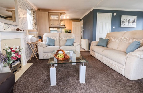 Saltburn-by-the-Sea Cabaña | Handale Banks Farm Lodge