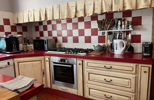 Prunet Casa | casa de campo accesible para discapacitados con piscina