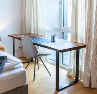 Holzgerlingen Apartamento | Handmade I Modern I Luxury I Kitchen I Home Office I Parkplatz