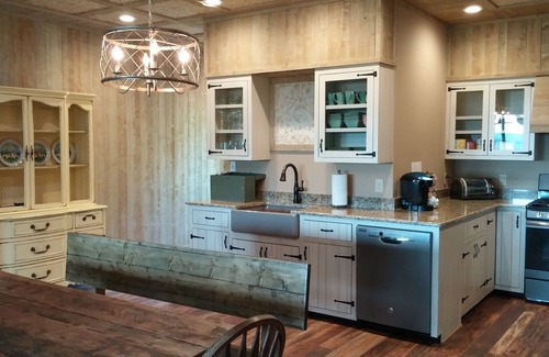 Westfield Casa | Colgante Rock Cabin en Luna's Trail