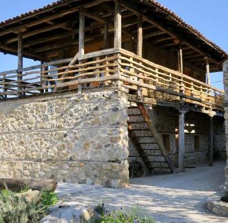 Smirë Apartamento | Hangjik (Little Inn)