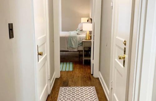 Glencliff Casa | Hangout House play, work, and visit