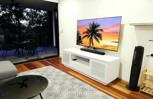 Greenslopes Apartamento | Hanlon Park Escape 250m to Stones Corner Village