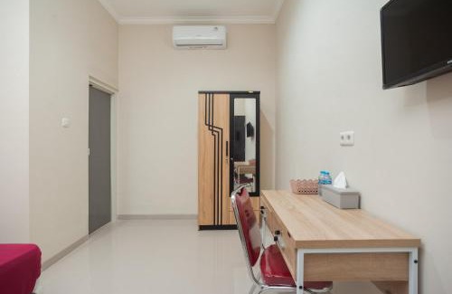 Tangerang Hotel | Hanna Residence near RSPI Puri Indah Mitra RedDoorz