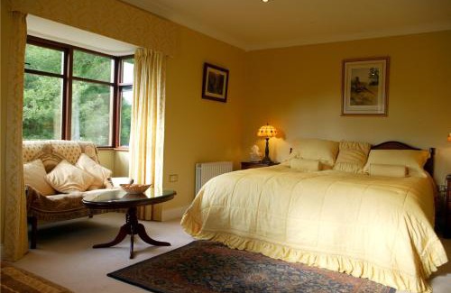Ballymacarbry Casa | Hanora's Cottage Guesthouse and Restaurant