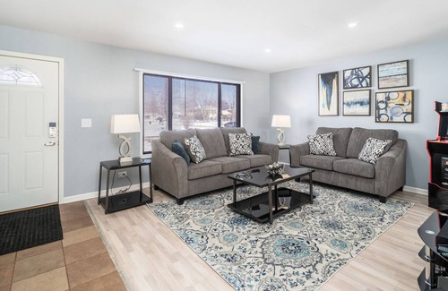 Bloomingdale Casa | Hanover Park Rental