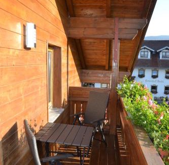 Langdorf Apartamento | Hans Girgl Hof