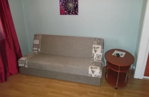 Lasnamae Apartamento | Hansa Apartment