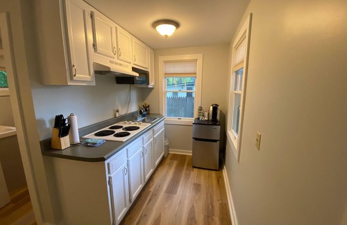 Bar Harbor Cabaña | Hanscom's Motel and Cottages