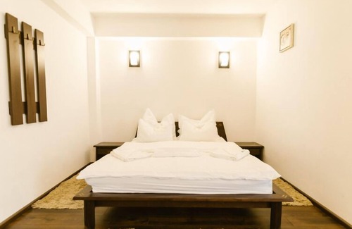 Sovata Casa | HANUL CONITEI