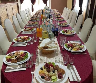 Slimnic Casa | Hanul La Cetate - Cazare pentru muncitori și delegați