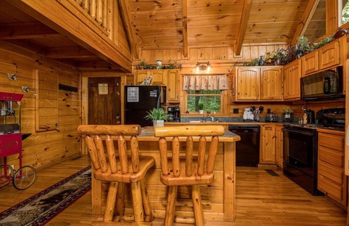 Gatlinburg - Pigeon Forge Cabina | Happily Ever After