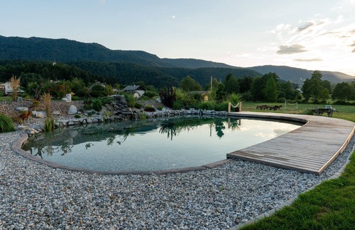 Hrib pri Hinjah Casa | Happiness Glamping with Shared Natural Pool Nr.2