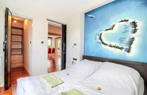 Zaspa Casa | Happiness House Balcony & Nice Garden