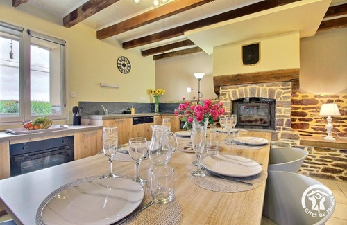 Mauron Casa | Happiness in the countryside