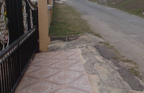 Montego Bay Casa | Happy and comfortable home- just 4 minutes from the river