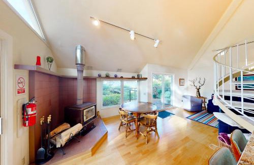 Lincoln City Casa | Happy Clam Hideaway