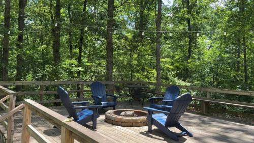 Fort Payne Otro | Happy Glamper RV at Haven of Hope near Little River Canyon National Preserve