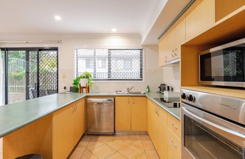 Eight Mile Plains Casa | Happy haven at Eight Mile