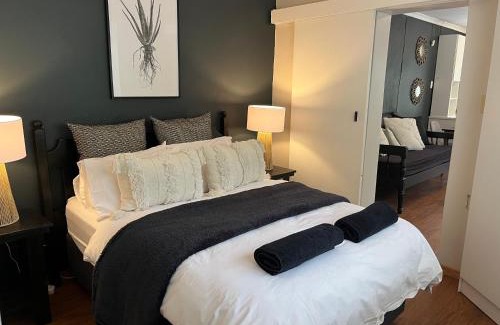 Hilton Casa | Happy Hilton guest house