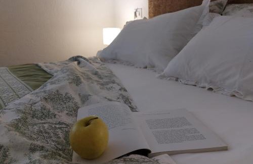 Maddalenedda Apartamento | Happy Holiday Apartment 157 sq m near the sea