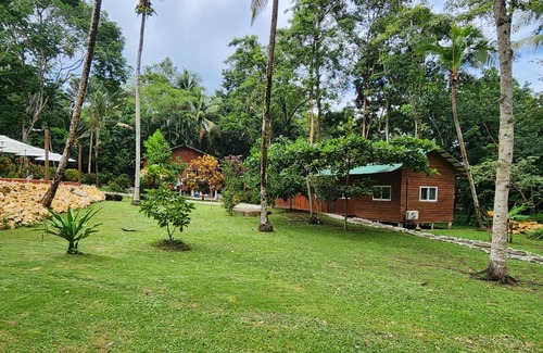 Fronteras Cabina | Happy Iguana Marina Ecolodge Waterfront Cabin #3, A/C, Starlink, Pool, Sleeps 8