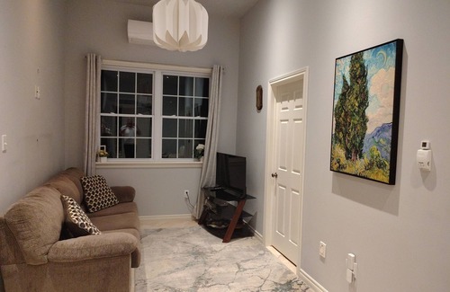 Halifax County Casa | Happy Moose Guest Suite 2