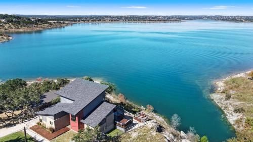 Canyon Lake Casa | Happy Owl Lakehouse
