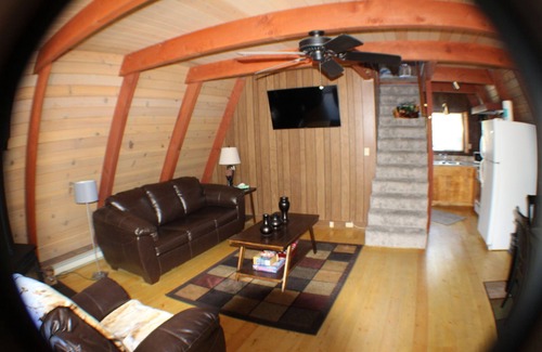 Pine Mountain Club Cabina | Happy Quail A Frame cabin