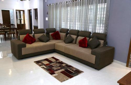 Onamthuruth Casa | Happy Stay Pulianthuruthel