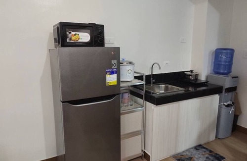 Trece Martires Apartamento | Happy Stays B - End Unit at SMDC HOPE Residences Trece Martires Cavite