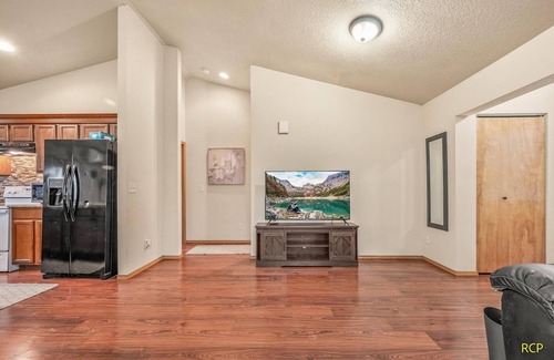 Southgate Casa | Happy Valley Home B + Hot Tub+ Game Room!