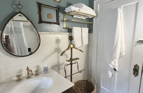 Poverty Ridge Casa | Harbinson House
