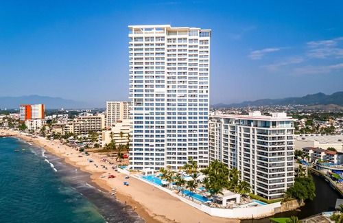 Las Glorias Apartamento | Harbor 171 Torre Norte 1409