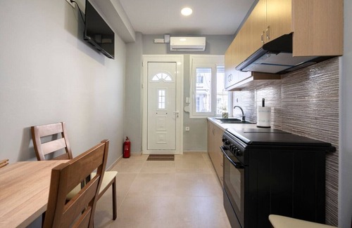Kos Apartamento | Harbor Harmony Hideout 1min to Beach