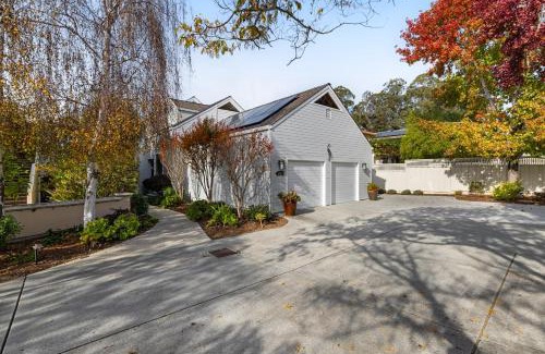 Eastside Santa Cruz Casa | Harbor Haven