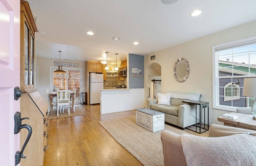 Eastside Santa Cruz Casa | Harbor Hideaway – Steps to Twin Lakes Beach & the Santa Cruz Harbor