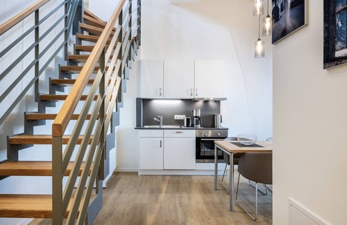Wismar Apartamento | Harbor residence with gallery bedroom, roof terrace and unique harbor view