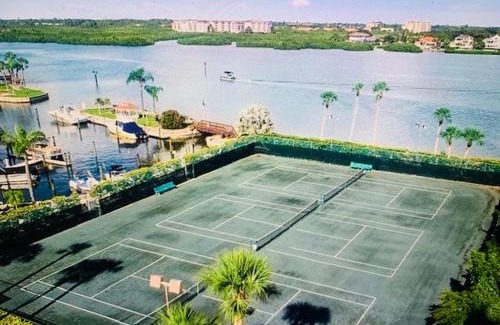 Siesta Key Apartamento | Harbor Towers Yacht and Racquet Club on Siesta Key
