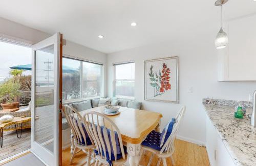 Old Town Casa | Harbor View Hideaway