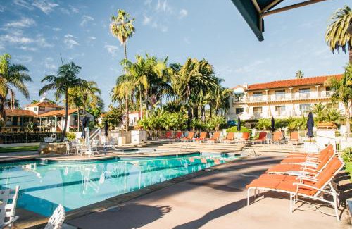 Santa Barbara Beach Hotel | Harbor View Inn