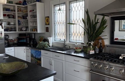 Plymouth Casa | Harbor Water View. Downtown. Beaches & waterfront playground +Cape Cod gateway!