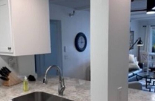 Clear Lake Condominio | Harper's Condo #303