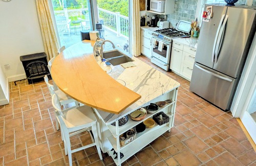 Marblehead Casa | 3-bedroom harborside home in charming Marblehead with WiFi, AC, fitness room