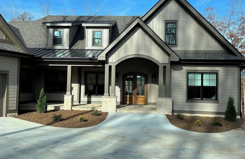 Six Mile Casa | Harborside Retreat on Lake Keowee Stunning newly constructed home on Lake Keowee